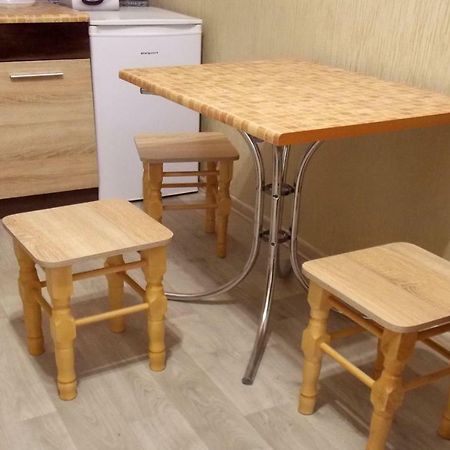 Apartment At Teodora Sqr Lviv Bagian luar foto